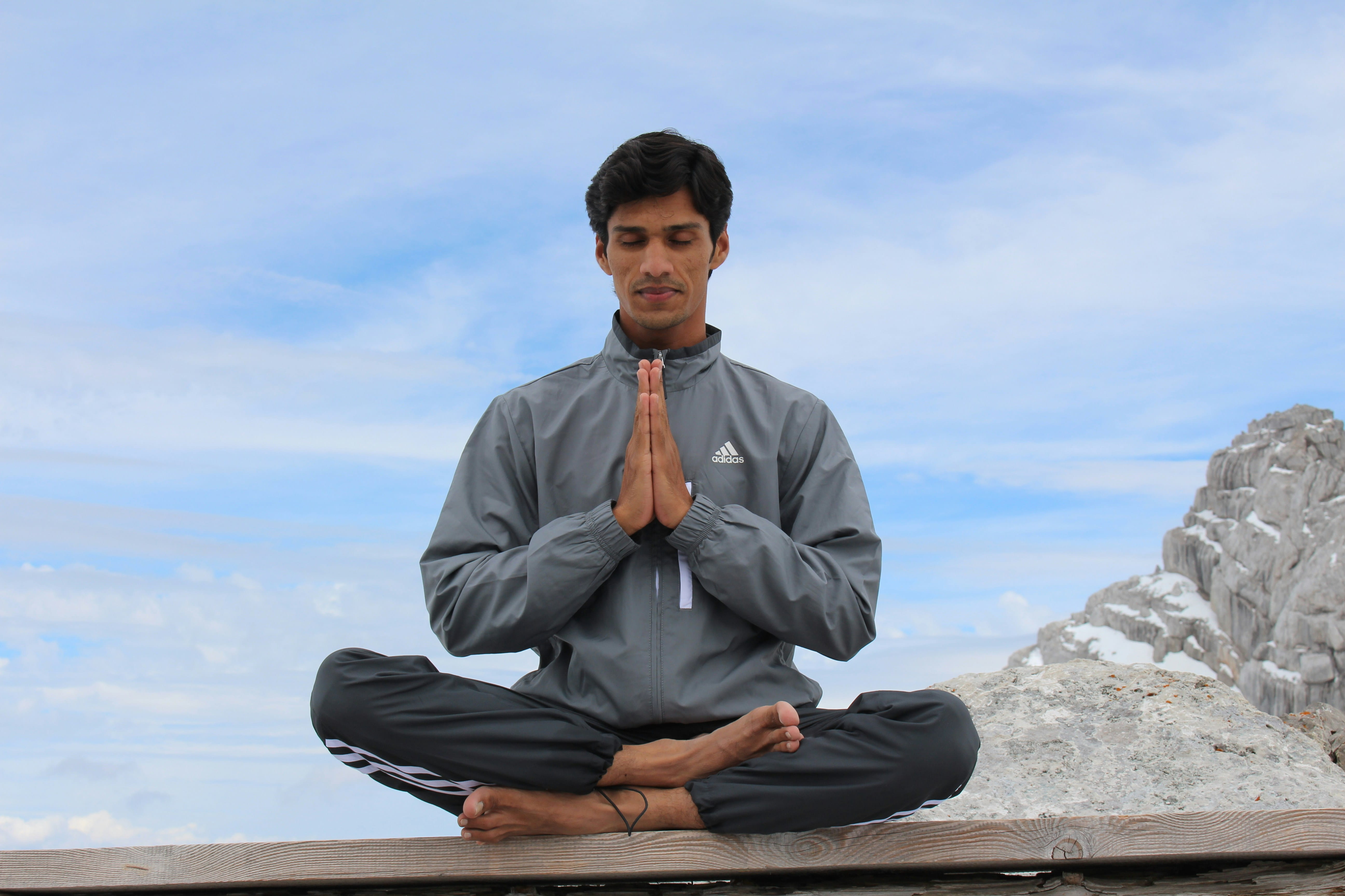 Acharya Aarav Dev